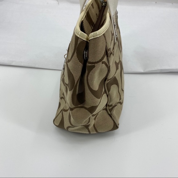 Coach Daisy Signature large satchel - Picture 2 of 8